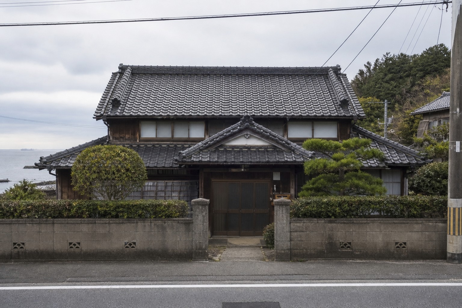 Chiba Seaside House